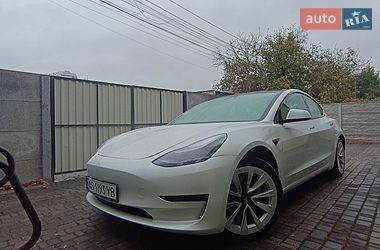 Седан Tesla Model 3 2021 в Виннице