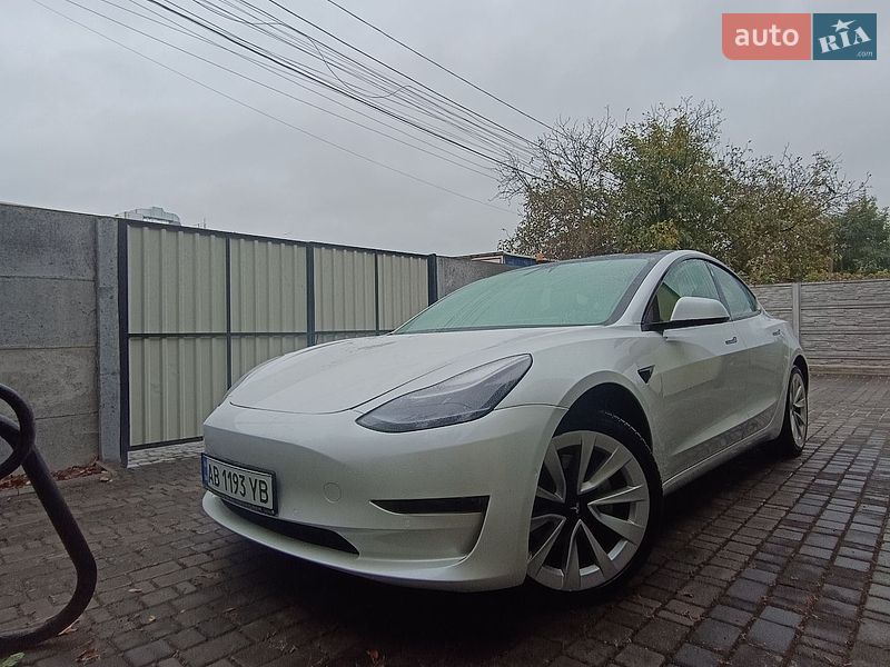Tesla Model 3 2021