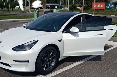 Седан Tesla Model 3 2021 в Харькове