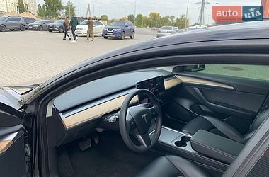 Седан Tesla Model 3 2022 в Києві