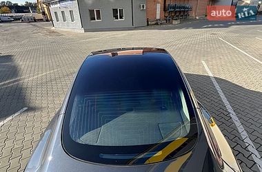 Седан Tesla Model 3 2020 в Львові