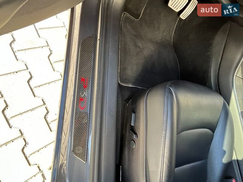 Седан Tesla Model 3 2020 в Львові