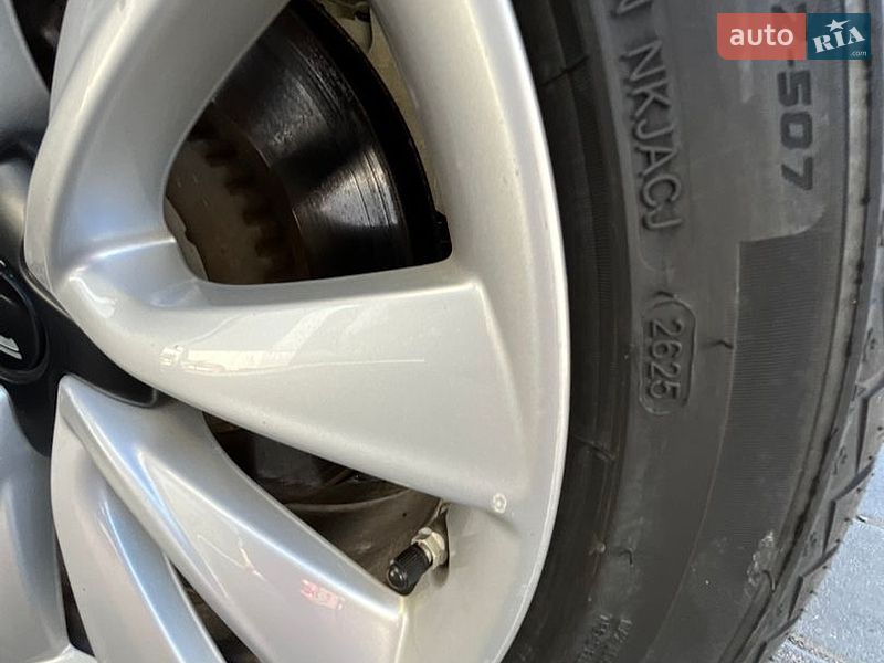 Седан Tesla Model 3 2020 в Львові