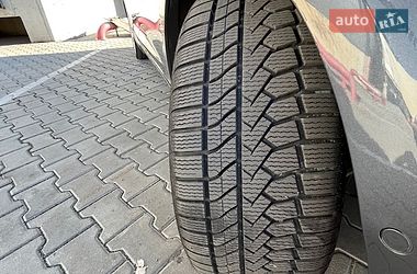 Седан Tesla Model 3 2020 в Львові