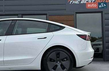 Седан Tesla Model 3 2021 в Рівному