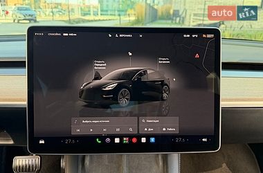 Седан Tesla Model 3 2022 в Івано-Франківську