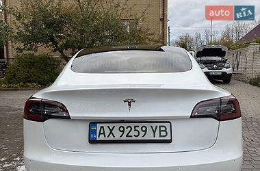 Седан Tesla Model 3 2020 в Харькове