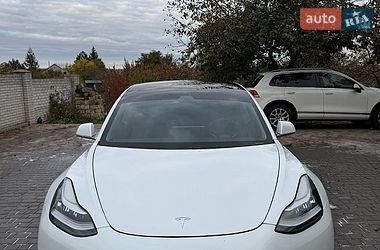 Седан Tesla Model 3 2020 в Харькове фото 10 Седан Tesla Model 3 2020 в Харькове
