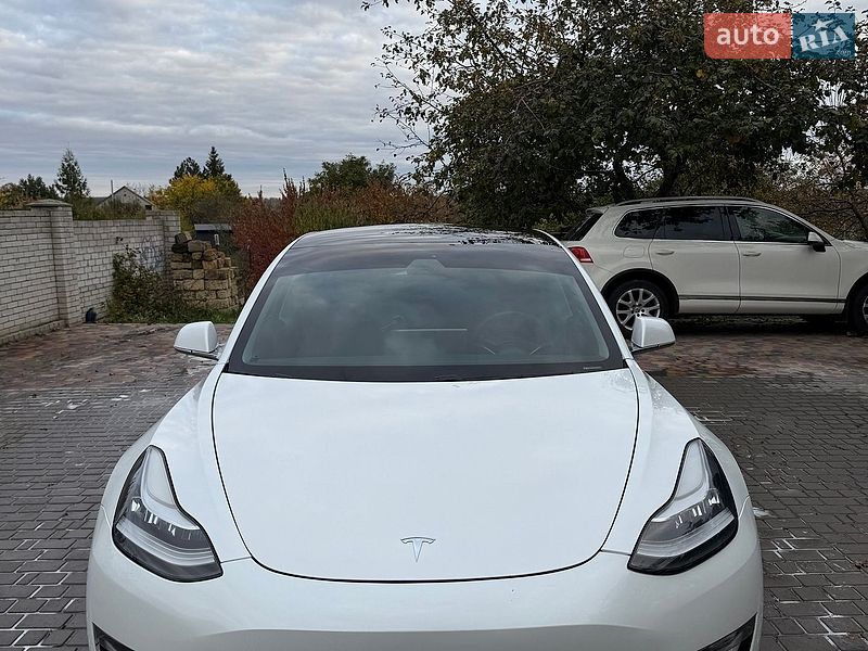 Седан Tesla Model 3 2020 в Харькове фото 10 Седан Tesla Model 3 2020 в Харькове