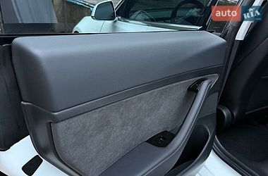 Седан Tesla Model 3 2020 в Харькове
