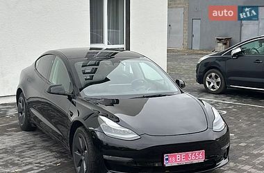 tesla model-3 2023 в Дубно от профессионального продавца Артур Віталійович Загайний