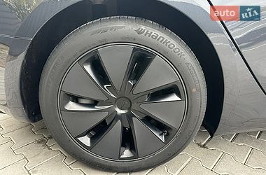 Седан Tesla Model 3 2024 в Виннице