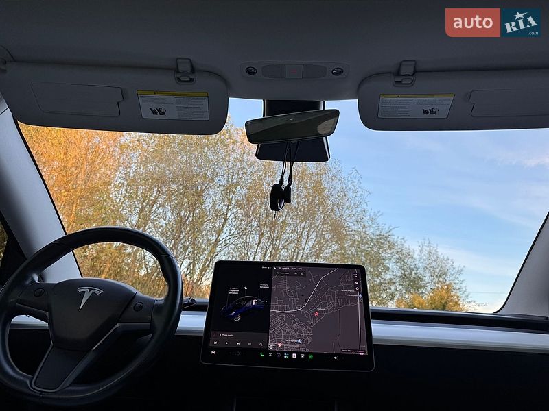 Седан Tesla Model 3 2018 в Львові фото 30 Седан Tesla Model 3 2018 в Львові