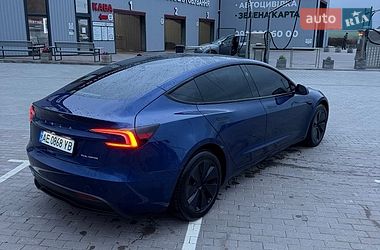 Седан Tesla Model 3 2024 в Києві фото 8 Седан Tesla Model 3 2024 в Києві