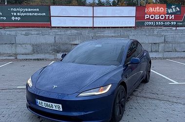 Седан Tesla Model 3 2024 в Києві фото 7 Седан Tesla Model 3 2024 в Києві