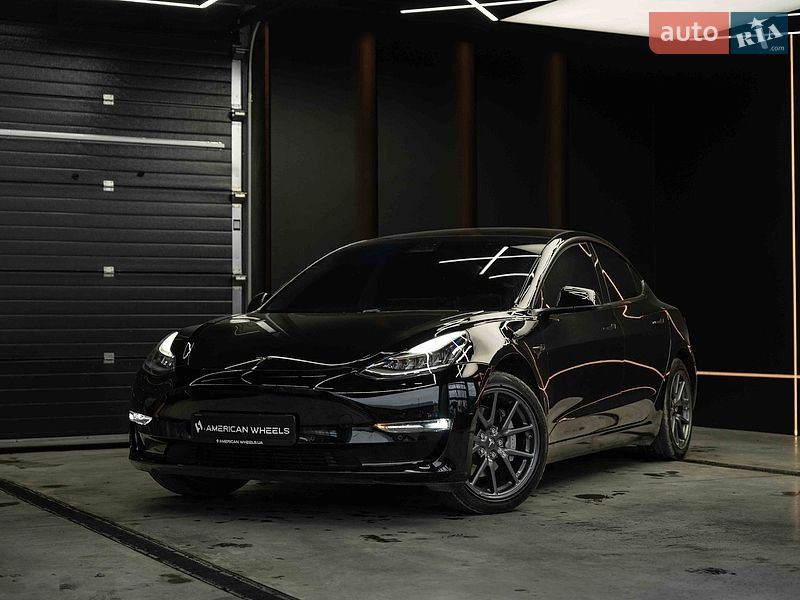 Tesla Model 3 2019 Tesla Model 3 2019