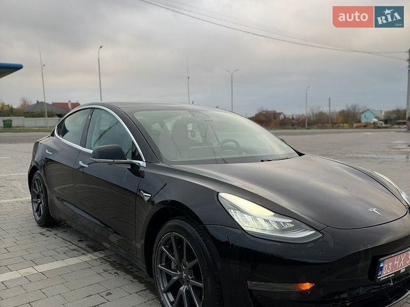 Седан Tesla Model 3 2020 в Каменец-Подольском