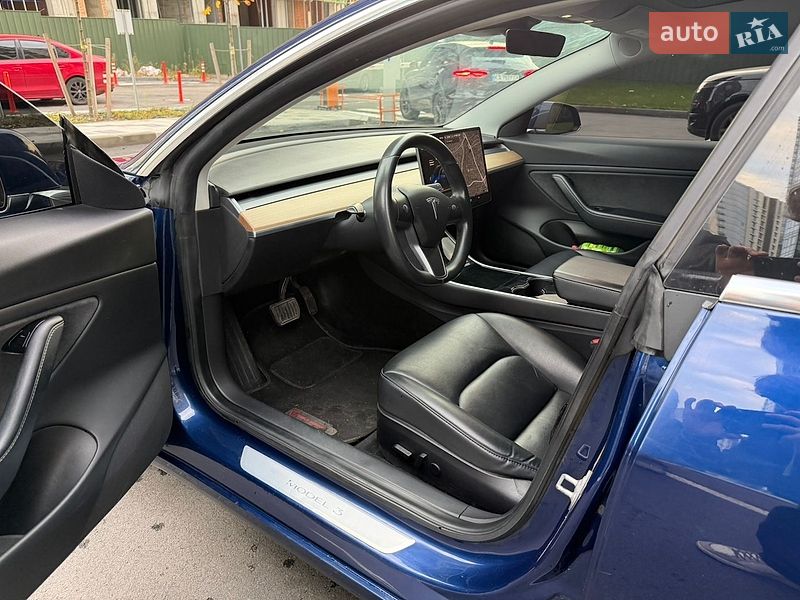 Седан Tesla Model 3 2019 в Киеве фото 9 Седан Tesla Model 3 2019 в Киеве