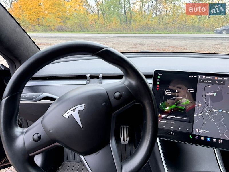Седан Tesla Model 3 2019 в Рудки