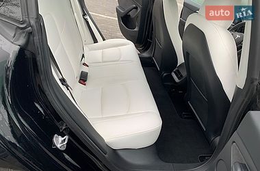 Седан Tesla Model 3 2023 в Хмельницькому