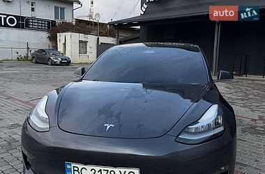 Седан Tesla Model 3 2018 в Ивано-Франковске