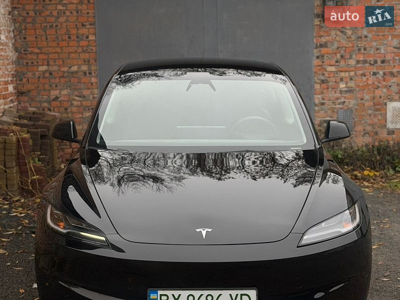 Седан Tesla Model 3 2025 в Хмельницком фото 15 Седан Tesla Model 3 2025 в Хмельницком