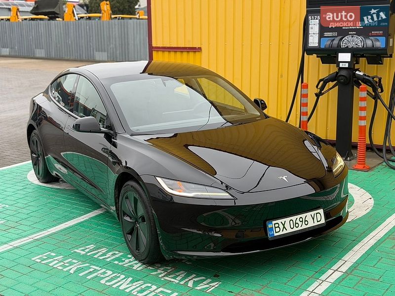 Седан Tesla Model 3 2025 в Хмельницком фото 18 Седан Tesla Model 3 2025 в Хмельницком