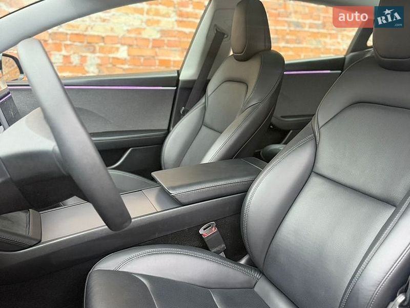 Седан Tesla Model 3 2025 в Хмельницком фото 37 Седан Tesla Model 3 2025 в Хмельницком