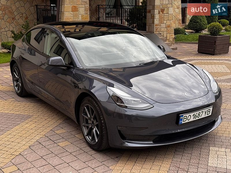 Седан Tesla Model 3 2023 в Тернополі фото 5 Седан Tesla Model 3 2023 в Тернополі