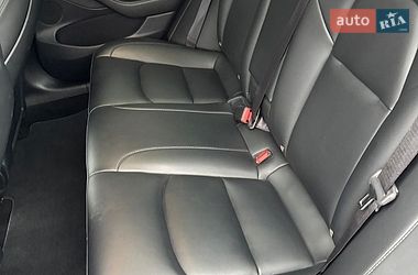Седан Tesla Model 3 2023 в Днепре