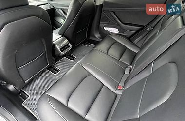 Седан Tesla Model 3 2019 в Киеве