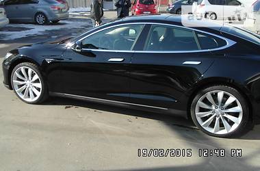 Универсал Tesla Model S 2013 в Киеве