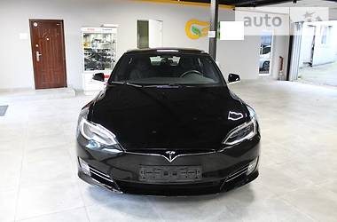Лифтбек Tesla Model S 2018 в 