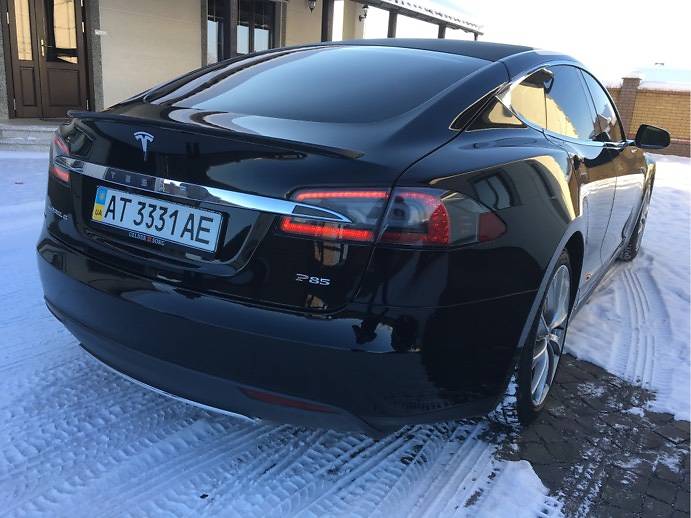 Хетчбек Tesla Model S 2014 в Коломиї