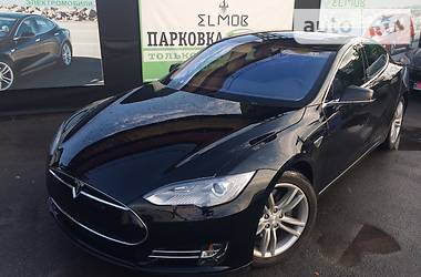 Седан Tesla Model S 2013 в Киеве