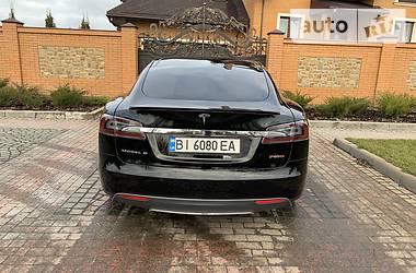 Хетчбек Tesla Model S 2014 в Пирятині