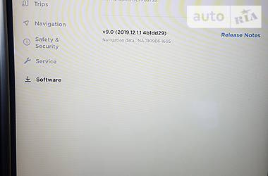 Лифтбек Tesla Model S 2014 в 