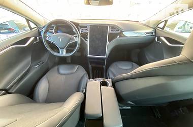 Лифтбек Tesla Model S 2015 в Киеве