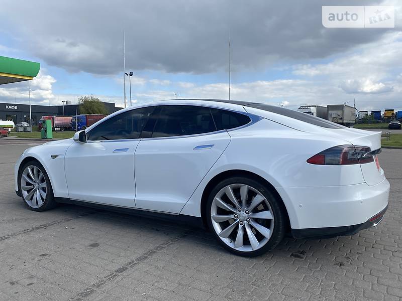 Хетчбек Tesla Model S 2013 в Луцьку