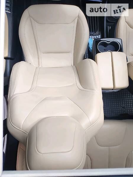 Седан Tesla Model S 2016 в Житомирі фото 47 Седан Tesla Model S 2016 в Житомирі