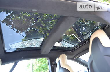 Ліфтбек Tesla Model S 2016 в 