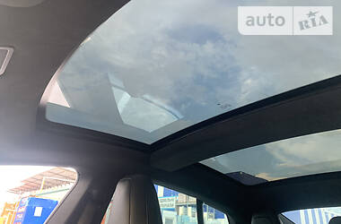 Хетчбек Tesla Model S 2016 в 