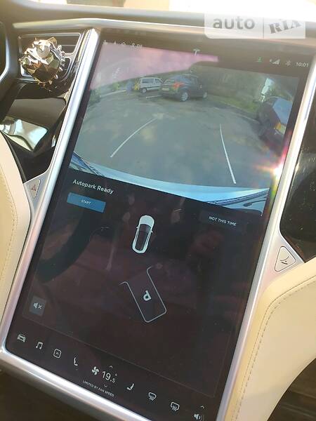 Седан Tesla Model S 2016 в Житомирі фото 35 Седан Tesla Model S 2016 в Житомирі