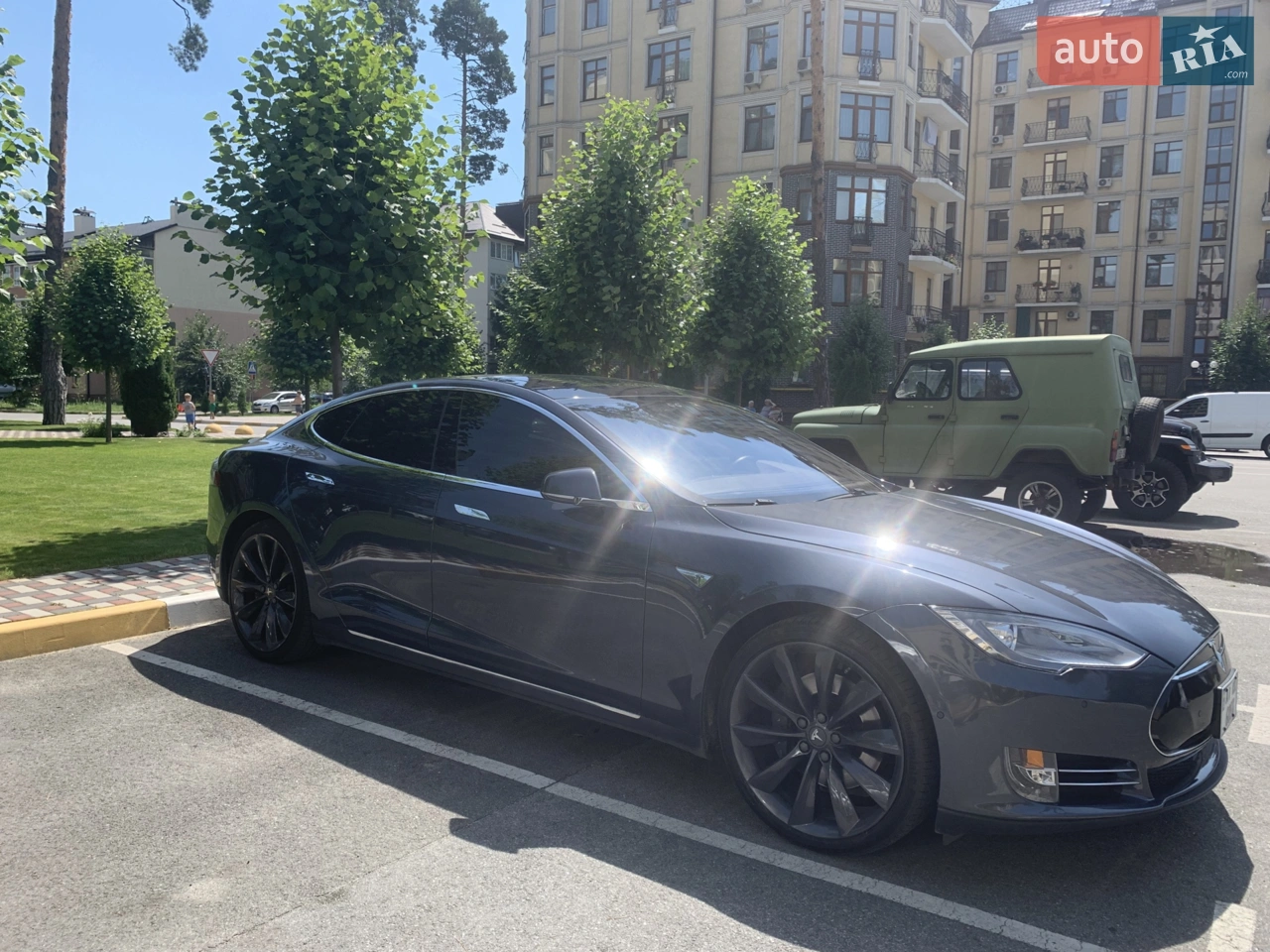 2015 Tesla Model S - мініатюра 29