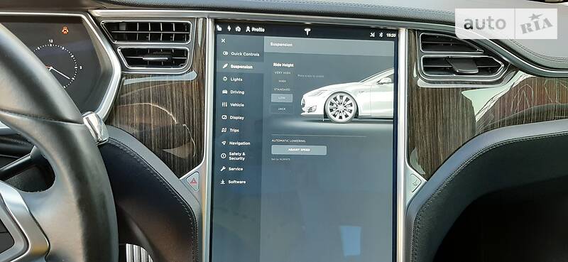 Хэтчбек Tesla Model S 2013 в Одессе