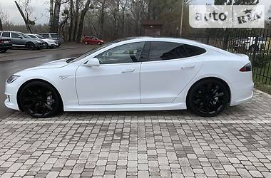 Хэтчбек Tesla Model S 2014 в Киеве