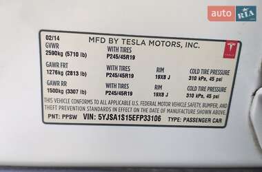 Лифтбек Tesla Model S 2014 в 