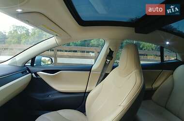 Лифтбек Tesla Model S 2014 в Киеве