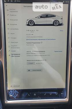 Хэтчбек Tesla Model S 2012 в Львове
