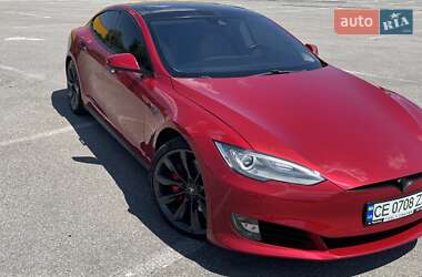 Лифтбек Tesla Model S 2014 в 